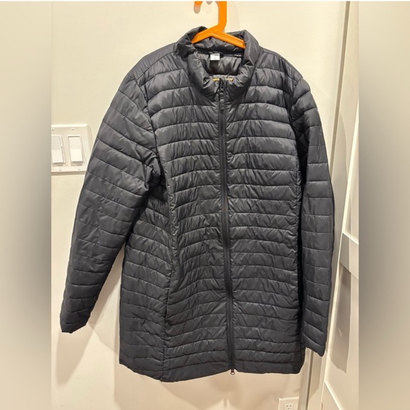 Old Navy Ladies Black Puffer Jacket - Picture 1 of 3